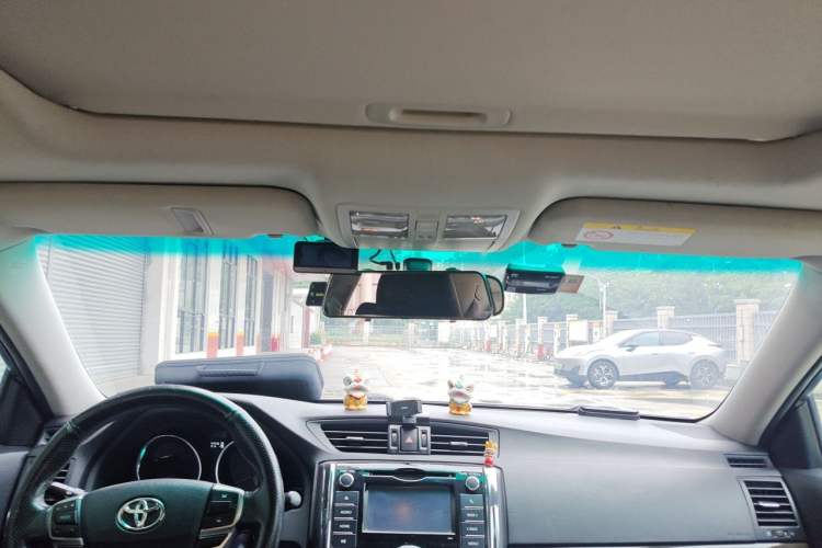 Used Toyota Reiz 2013 2.5V Shangrui Edition Headliner