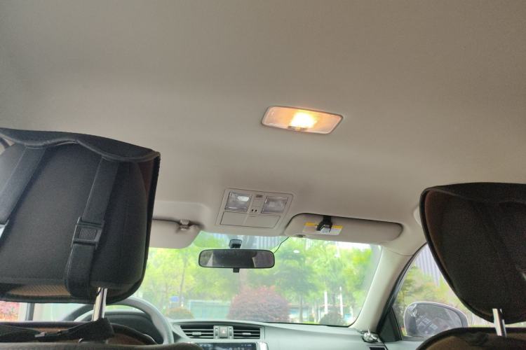 Used Toyota Reiz 2013 2.5S Elite Edition Headliner