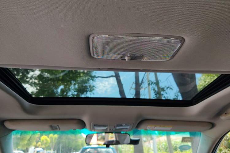 Used Toyota Reiz 2013 2.5V Shangrui Edition Headliner