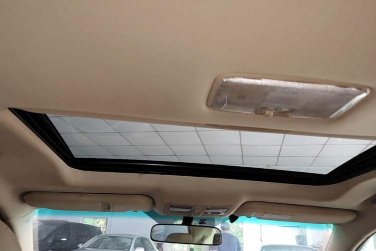 Used Toyota Reiz 2013 2.5V Shangrui Edition Headliner
