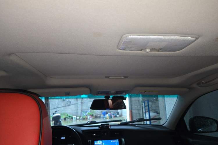 Used Toyota Reiz 2013 2.5V Elite Edition Headliner