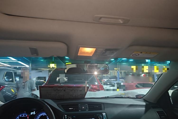 Used Toyota Reiz 2013 2.5V Shangrui Edition Headliner