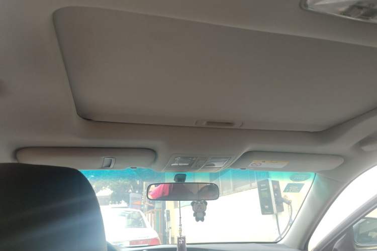 Used Toyota Reiz 2013 2.5V Shangrui Edition Headliner