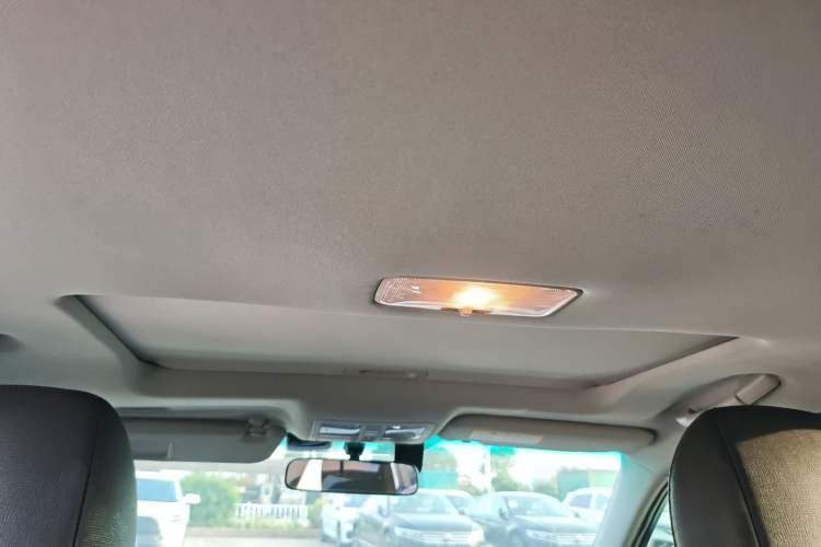 Used Toyota Reiz 2013 2.5V Shangrui Edition Headliner