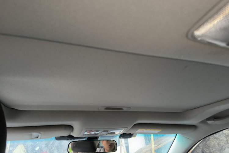 Used Toyota Reiz 2013 2.5V Elite Edition Headliner