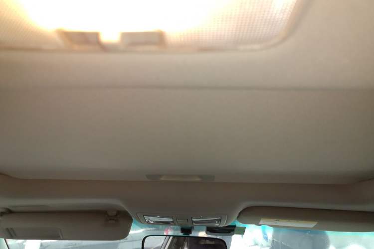 Used Toyota Reiz 2013 2.5V Elite Edition Headliner