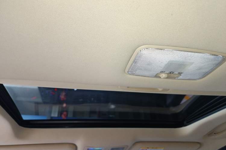 Used Toyota Reiz 2013 2.5V Shangrui Edition Headliner