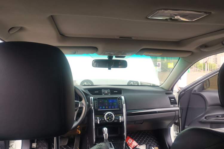 Used Toyota Reiz 2013 2.5V Elite Edition Headliner