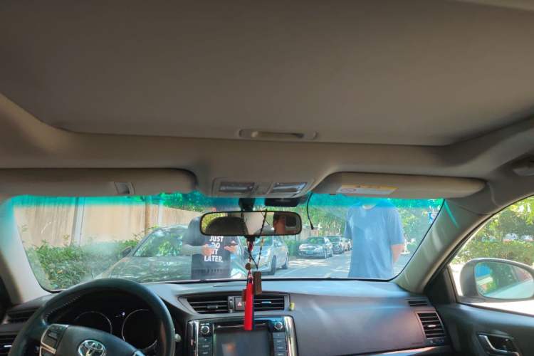 Used Toyota Reiz 2013 2.5V Luxury Navigation Edition Headliner