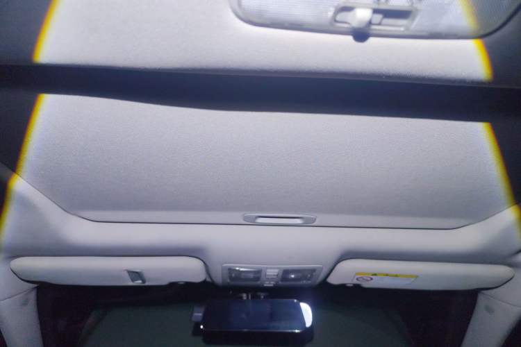 Used Toyota Reiz 2013 2.5V Shangrui Edition Headliner