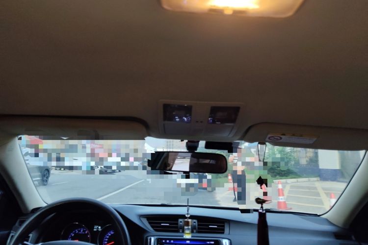 Used Toyota Reiz 2013 2.5S Elite Edition Headliner