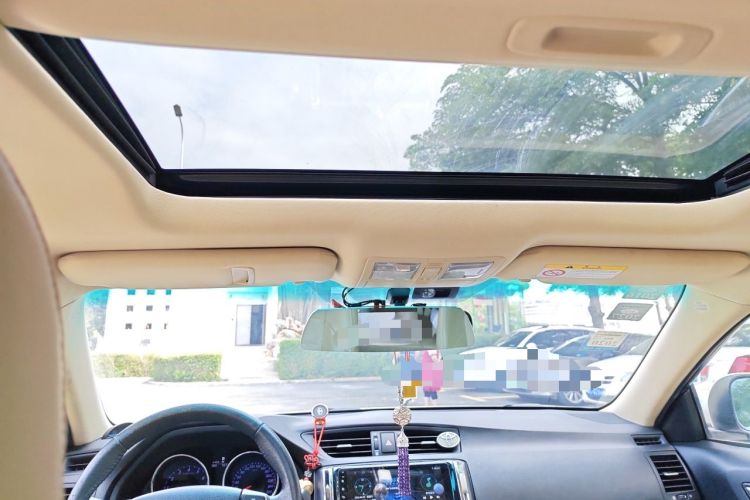 Used Toyota Reiz 2013 2.5V Shangrui Navigation Edition Headliner