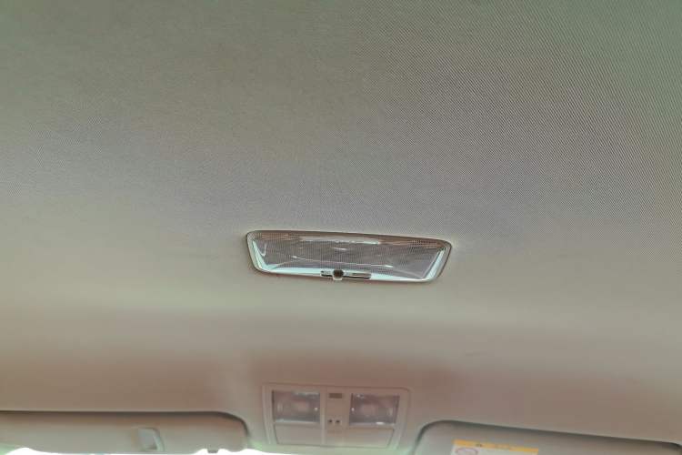 Used Toyota Reiz 2013 2.5S Elite Edition Headliner