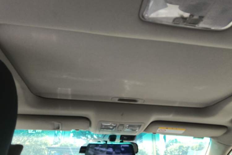 Used Toyota Reiz 2013 2.5V Elite Edition Headliner