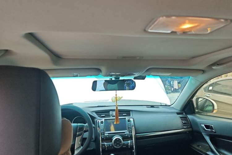 Used Toyota Reiz 2013 2.5V Elite Edition Headliner