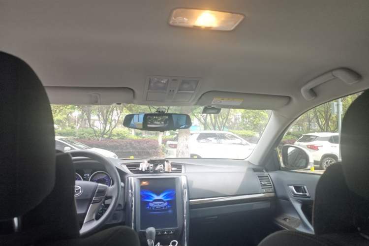 Used Toyota Reiz 2013 2.5S Elite Edition Headliner