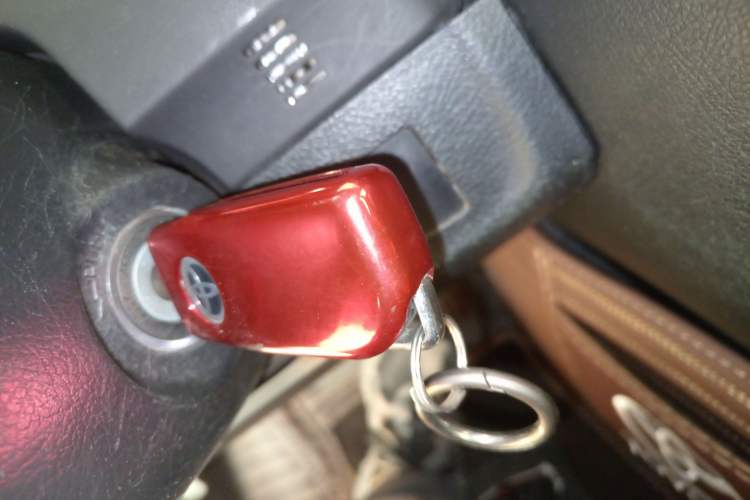 Used Toyota Reiz 2013 2.5V Elite Edition Interior 1
