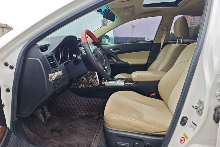 Used Toyota Reiz 2013 2.5V Shangrui Edition Interior 1