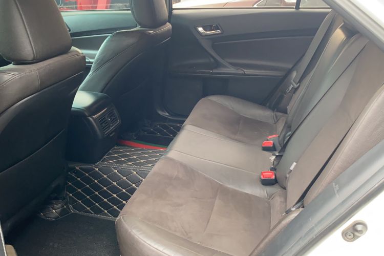 Used Toyota Reiz 2013 2.5V Shangrui Edition Interior 1