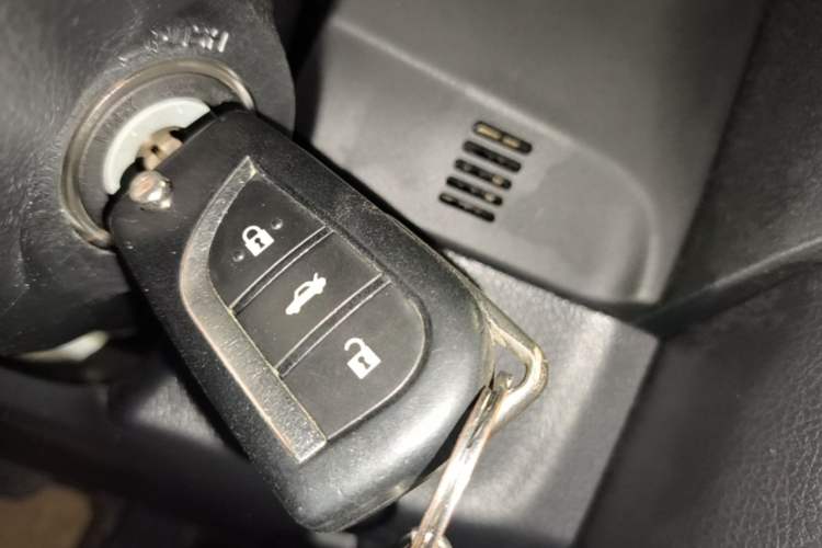 Used Toyota Reiz 2013 2.5S Elite Edition Interior 1