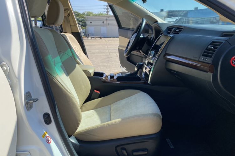 Used Toyota Reiz 2013 2.5V Shangrui Edition Interior 10