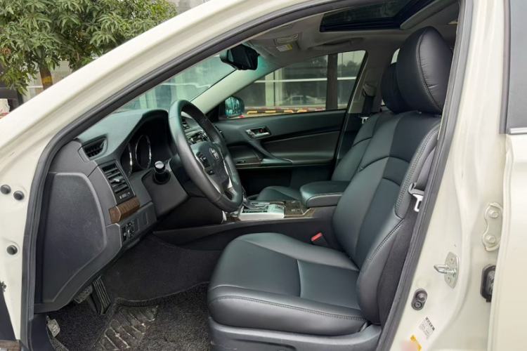 Used Toyota Reiz 2013 2.5V Shangrui Edition Interior 2