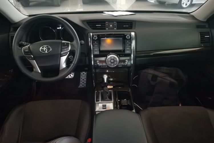 Used Toyota Reiz 2013 2.5V Shangrui Edition Interior 2