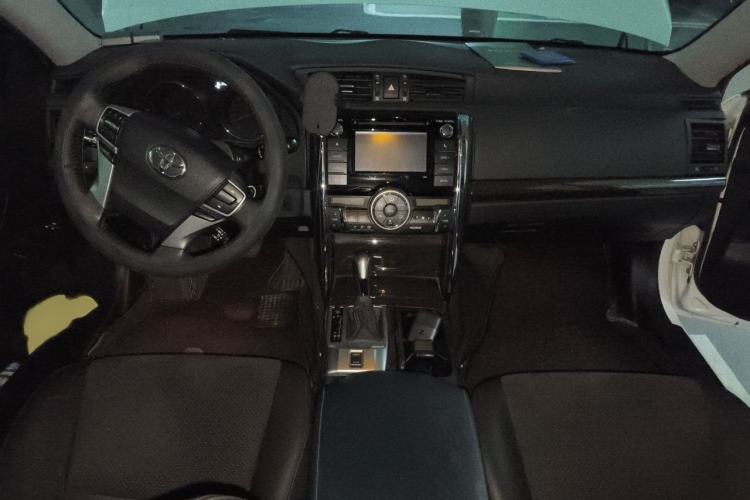 Used Toyota Reiz 2013 2.5V Shangrui Edition Interior 2