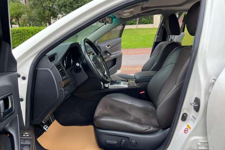 Used Toyota Reiz 2013 2.5V Shangrui Edition Interior 3