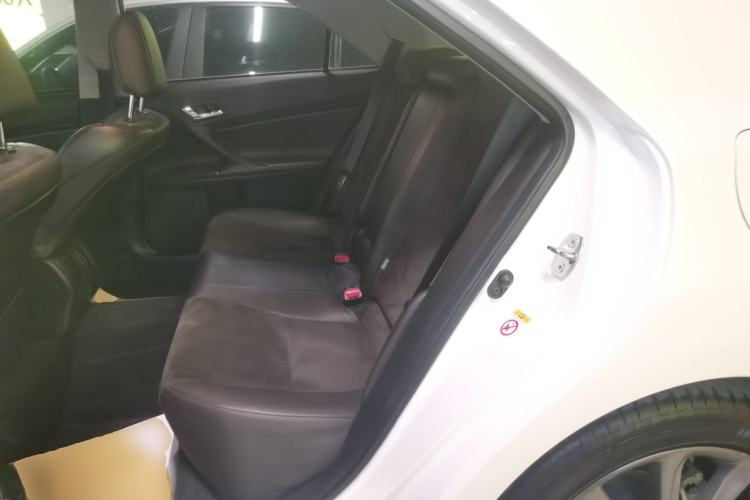 Used Toyota Reiz 2013 2.5V Shangrui Edition Interior 4