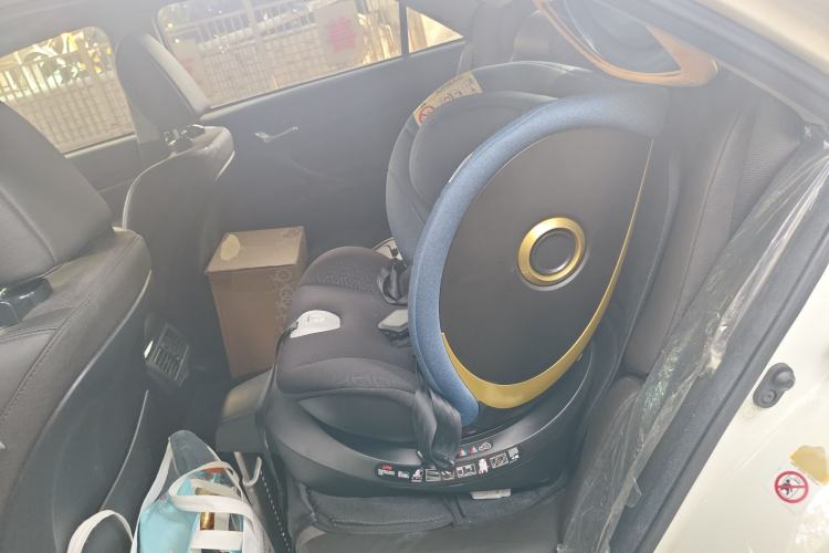 Used Toyota Reiz 2013 2.5V Shangrui Edition Interior 4