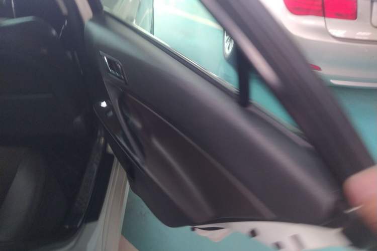 Used Toyota Reiz 2013 2.5V Shangrui Edition Interior 6