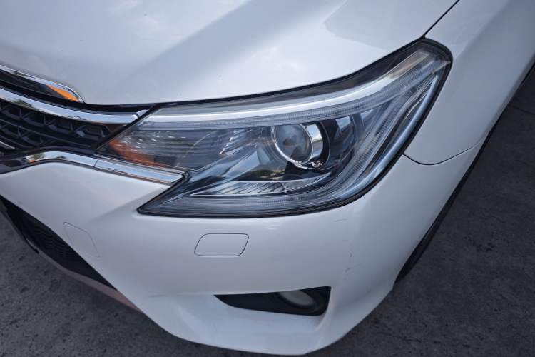 Used Toyota Reiz 2013 2.5V Shangrui Edition Left Front Headlight