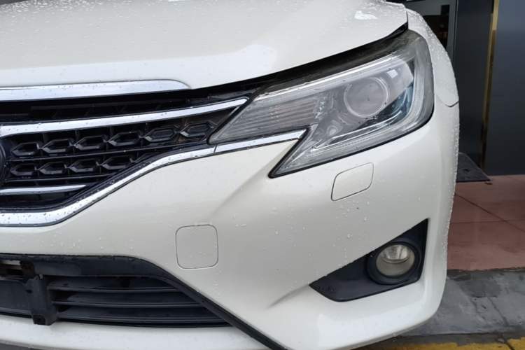 Used Toyota Reiz 2013 2.5S Elite Edition Left Front Headlight