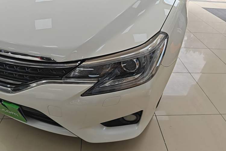 Used Toyota Reiz 2013 2.5V Elite Edition Left Front Headlight