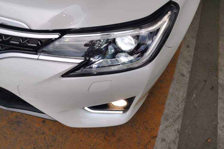 Used Toyota Reiz 2013 2.5V Shangrui Edition Left Front Headlight