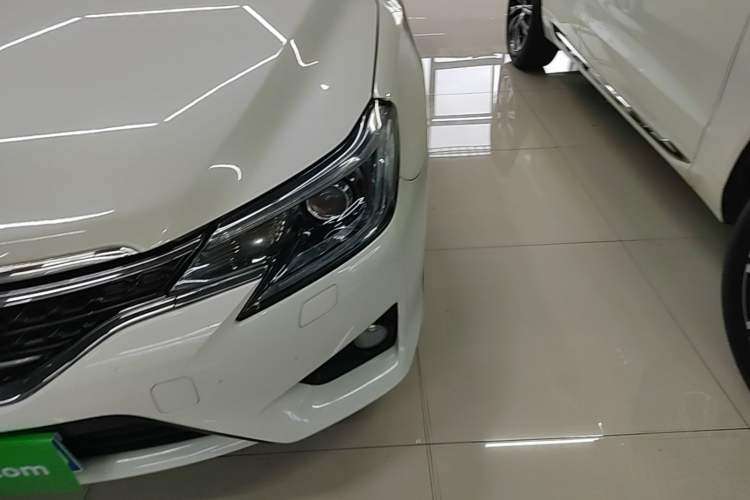Used Toyota Reiz 2013 2.5S Elite Edition Left Front Headlight