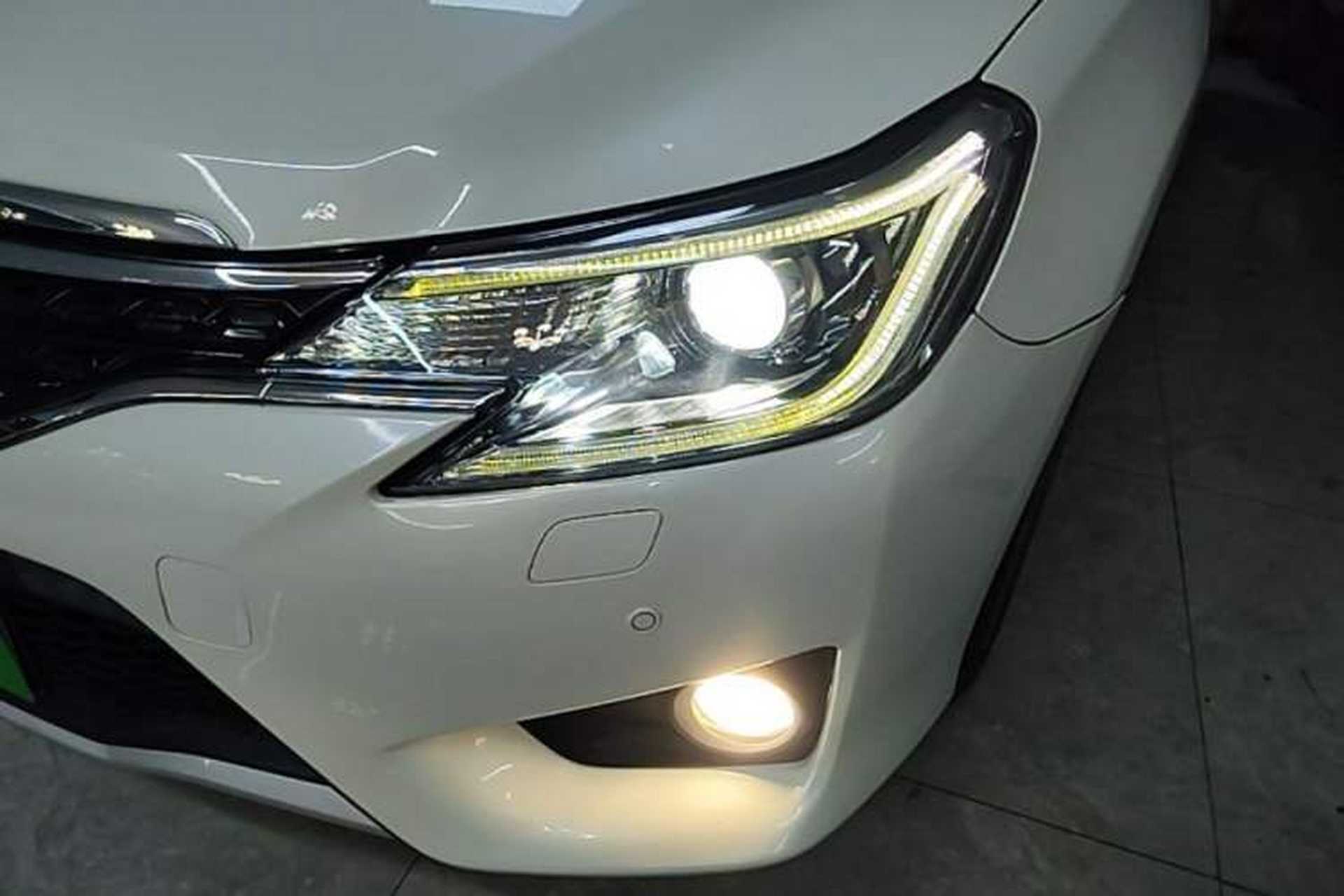 Used Toyota Reiz 2013 2.5V Shangrui Edition Left Front Headlight