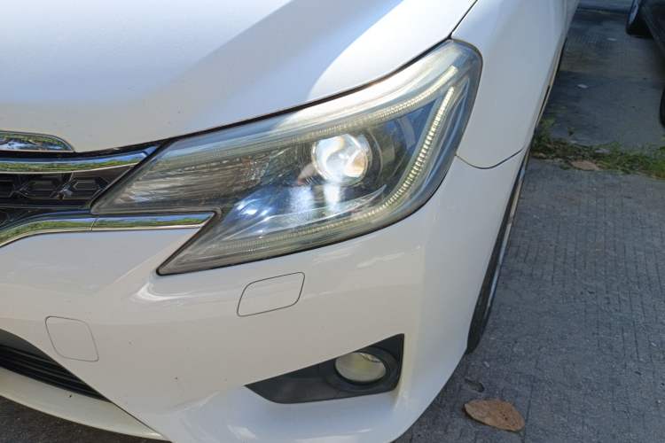 Used Toyota Reiz 2013 2.5S Elite Edition Left Front Headlight