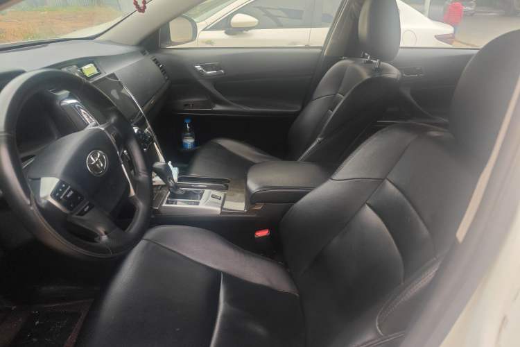 Used Toyota Reiz 2013 2.5S Elite Edition Left Front Seat