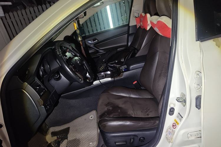 Used Toyota Reiz 2013 2.5V Shangrui Edition Left Front Seat