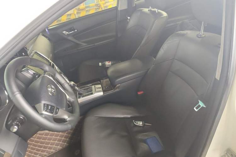Used Toyota Reiz 2013 2.5V Elite Edition Left Front Seat