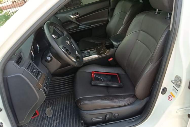 Used Toyota Reiz 2013 2.5V Elite Edition Left Front Seat