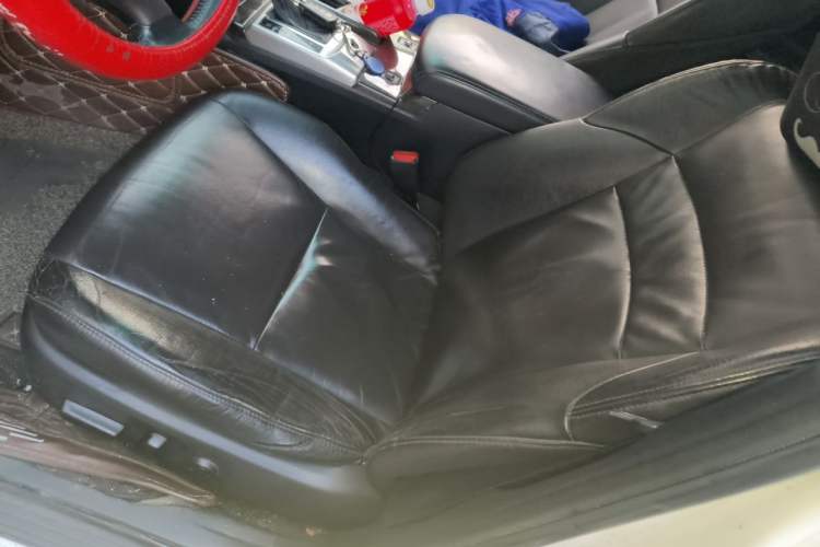 Used Toyota Reiz 2013 2.5V Elite Edition Left Front Seat