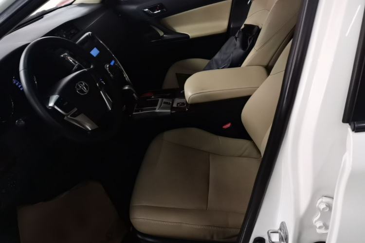 Used Toyota Reiz 2013 2.5V Elite Edition Left Front Seat