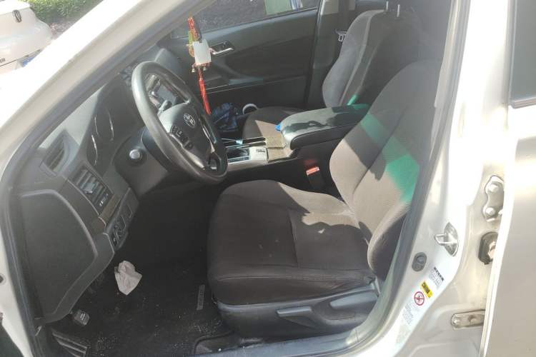 Used Toyota Reiz 2013 2.5S Elite Edition Left Front Seat