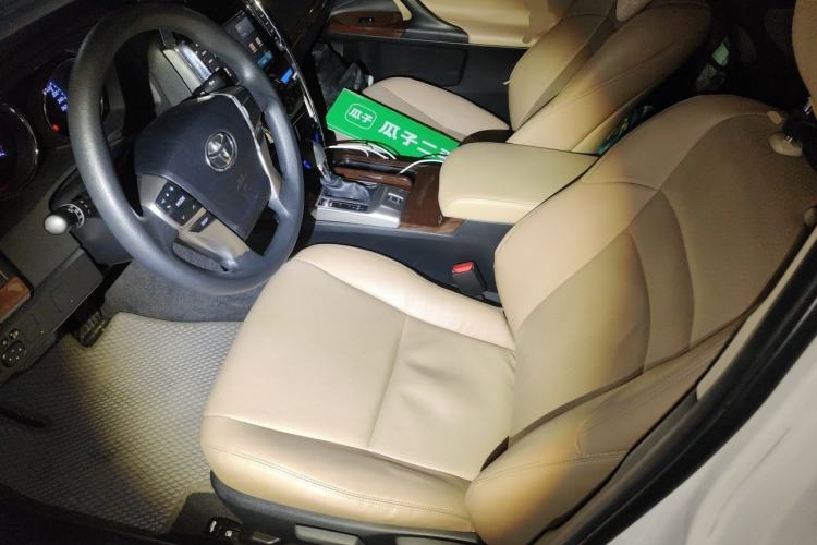 Used Toyota Reiz 2013 2.5S Elite Edition Left Front Seat