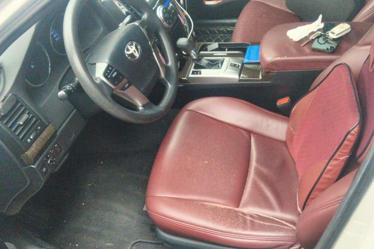 Used Toyota Reiz 2013 2.5S Elite Edition Left Front Seat