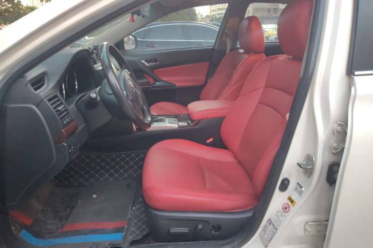 Used Toyota Reiz 2013 2.5V Elite Edition Left Front Seat