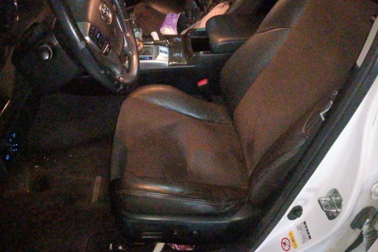 Used Toyota Reiz 2013 2.5V Shangrui Edition Left Front Seat